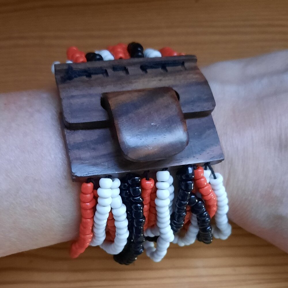 Chunky Wood/Bead Bracelet Red/Black/White